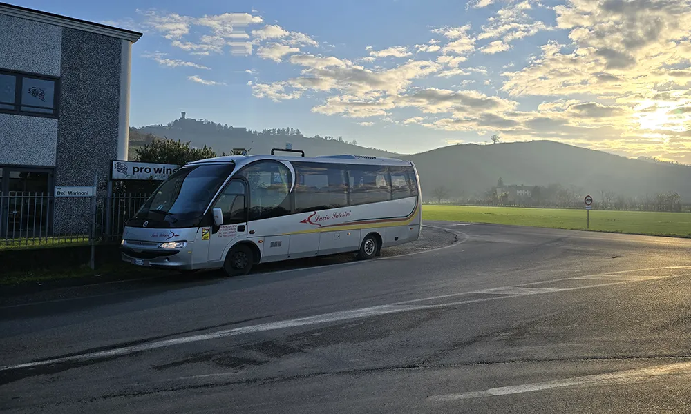 pullman-minibus-scuolabus-a-noleggio